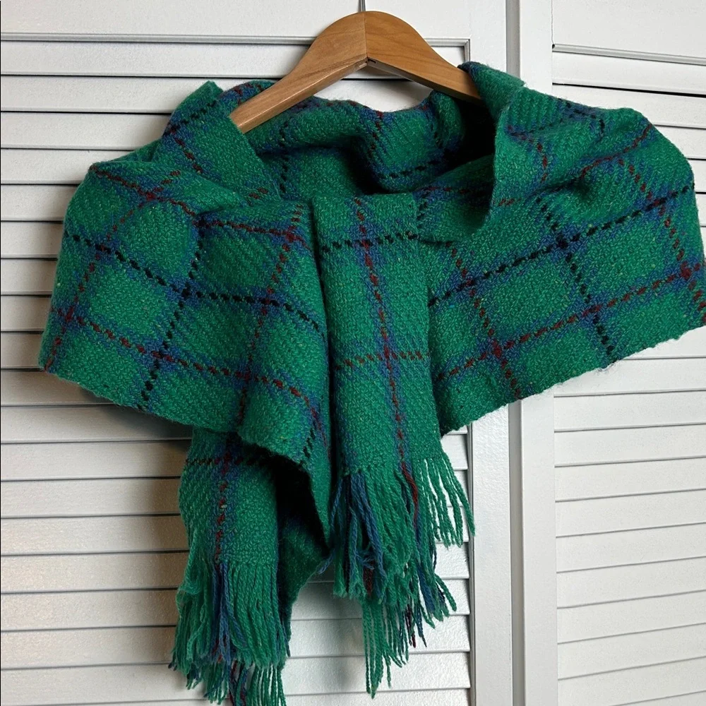 Green blue burgundy Plaid Wool blend plaid tartan vintage fringe scarf